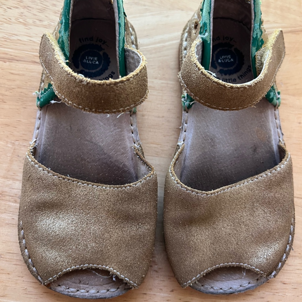 Livie & Luca Gold Girls Watermelon Sandal Size 12